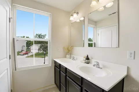 Bath - 4648 Kenneth Joseph Ct, Morrow, OH 45152 photo 3 of 5
