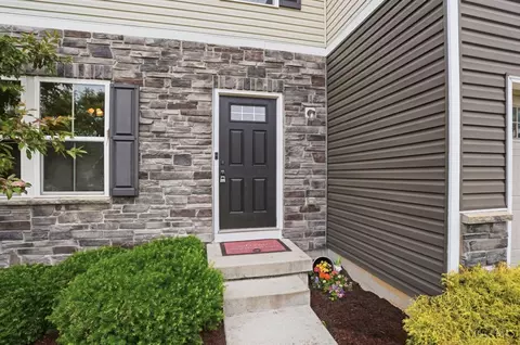 Exterior - 4648 Kenneth Joseph Ct, Morrow, OH 45152 photo 4 of 11