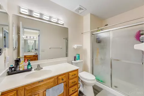 Bath - 151 Circle Dr, Harrison, OH 45030 photo 2 of 4