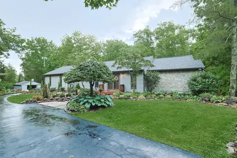 6888 Edwardsville Rd, Blanchester, OH 45107