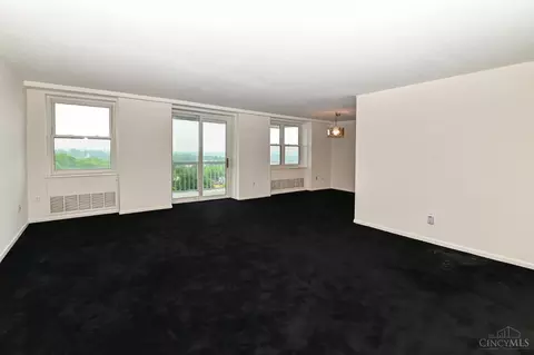 Living - 2444 Madison Rd, Cincinnati, OH 45208 photo 1 of 9