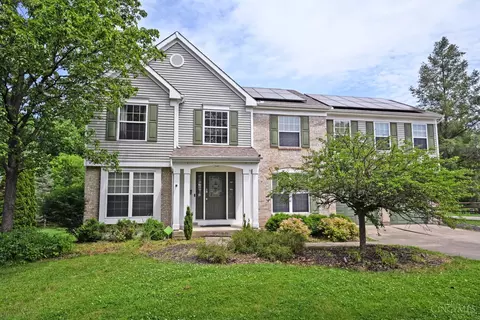 1208 Parkside Dr, Batavia, OH 45103