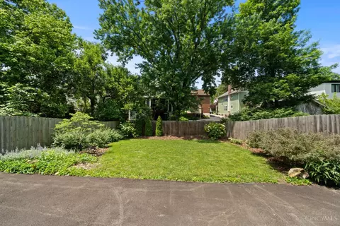 Exterior - 3429 Custer St, Cincinnati, OH 45208 photo 9 of 11