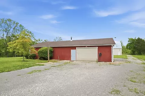 Exterior - 4852 Eck Rd, Middletown, OH 45042 photo 18 of 19