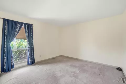 Bedroom - 4852 Eck Rd, Middletown, OH 45042 photo 1 of 6