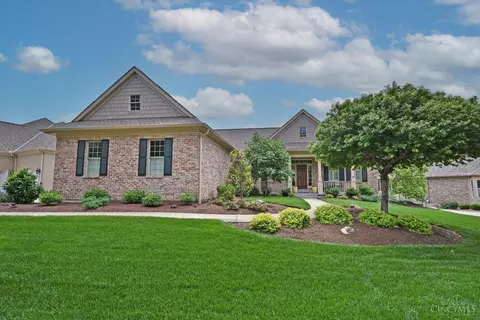 445 Ivy Trails Dr, Cincinnati, OH 45244