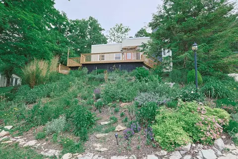 5713 Sheed Rd, Cincinnati, OH 45247