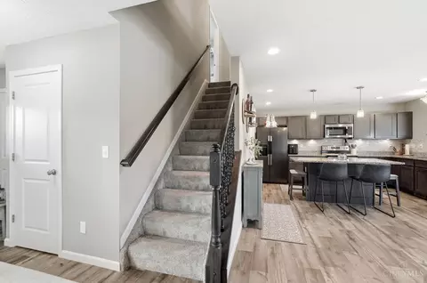 Entry Way - 176 Shanda Dr, Monroe, OH 45050 photo 6 of 7