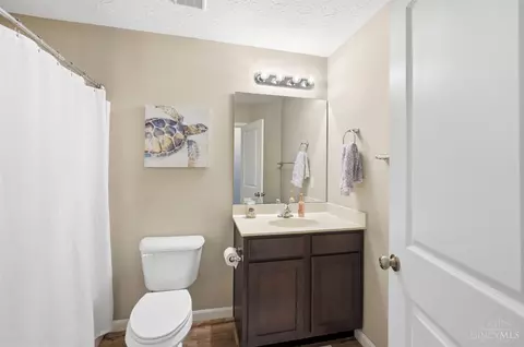 Bath - 176 Shanda Dr, Monroe, OH 45050 photo 5 of 7