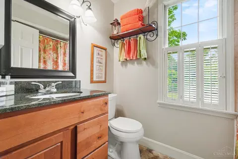 Bath - 8780 S Cove Dr, Maineville, OH 45039 photo 3 of 4