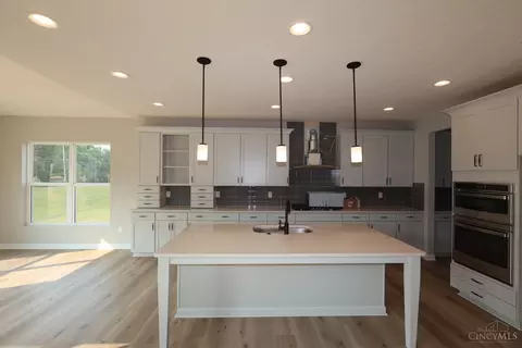 Kitchen - 270 Tilly Ct, Springboro, OH 45066 photo 2 of 2