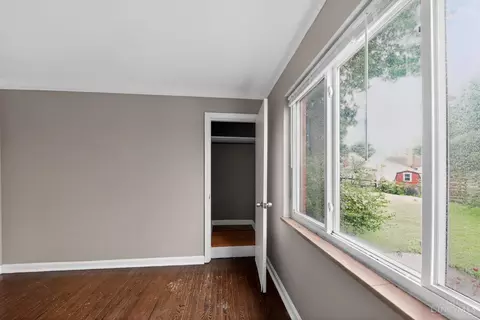 Bedroom - 1903 Acorn Dr, Cincinnati, OH 45231 photo 4 of 5
