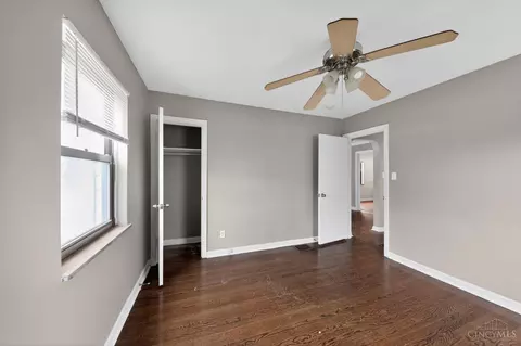 Bedroom - 1903 Acorn Dr, Cincinnati, OH 45231 photo 3 of 5