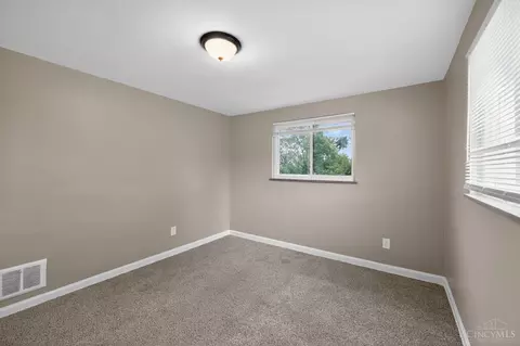 Bedroom - 6331 Stover Ave, Golf Manor, OH 45251 photo 1 of 9