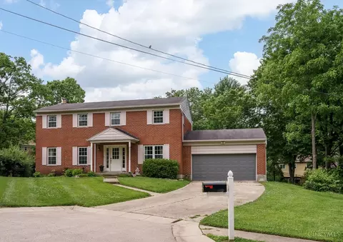 1987 Fossway Ct, Anderson Twp, OH 45230