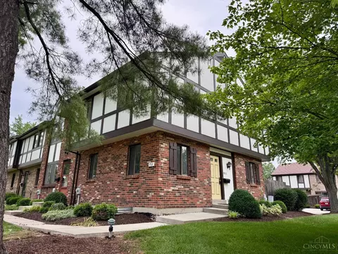 9531 Haddington Ct, Colerain Twp, OH 45251