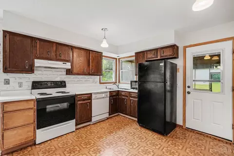 Kitchen - 3148 W Fork Rd, Cincinnati, OH 45211 photo 1 of 1