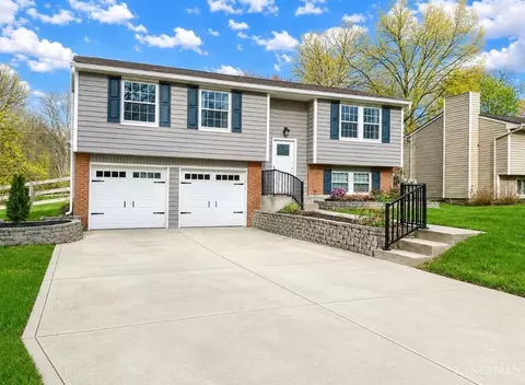 4584 Brookview Dr, Batavia, OH 45103