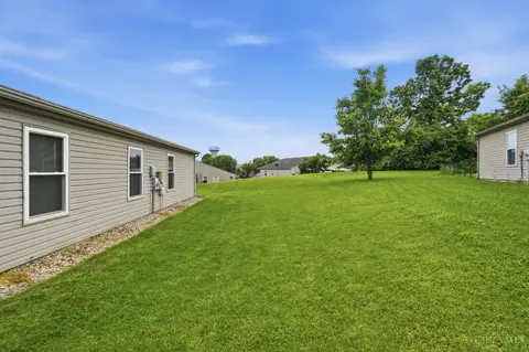 Exterior - 247 Overbrook Dr, Monroe, OH 45050 photo 6 of 9
