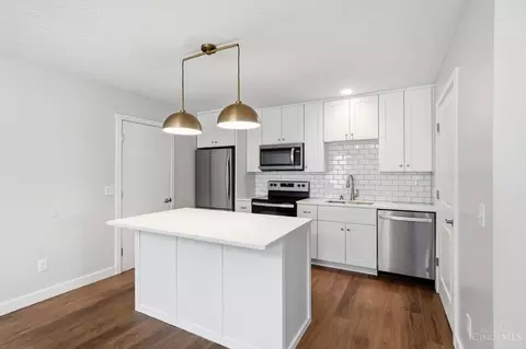 Kitchen - 247 Overbrook Dr, Monroe, OH 45050 photo 1 of 4