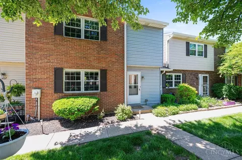 Exterior - 469 Maple Circle Dr, Springdale, OH 45246 photo 6 of 6