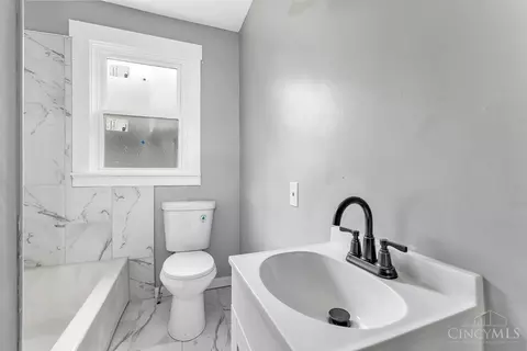 Bath - 3311 Augusta Ave, Cheviot, OH 45211 photo 1 of 3