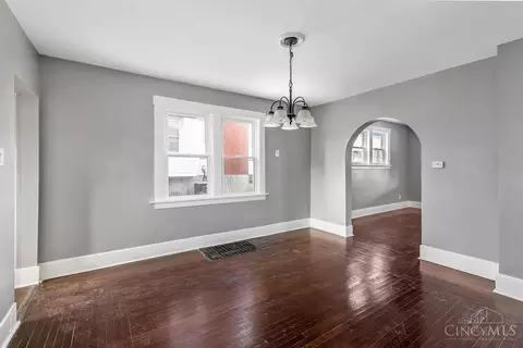 Living - 3311 Augusta Ave, Cheviot, OH 45211 photo 3 of 5