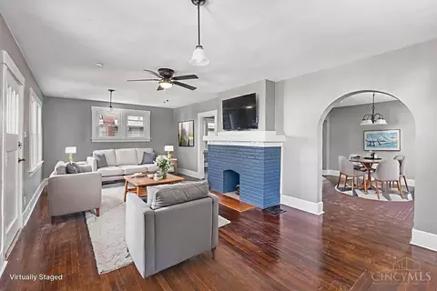 Living - 3311 Augusta Ave, Cheviot, OH 45211 photo 4 of 5