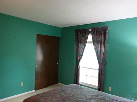 Bedroom - 688 Buff Ct, Cincinnati, OH 45231 photo 5 of 6