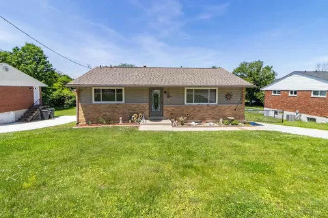 10749 Plainfield Rd, Sharonville, OH 45241