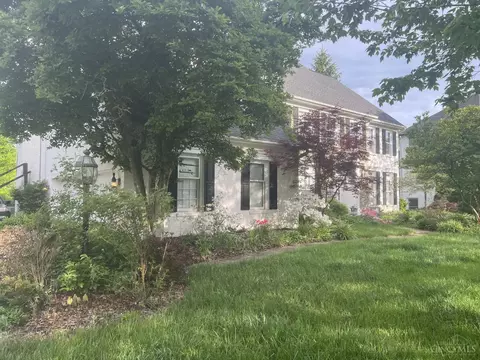 9955 Mistymorn Ln, Cincinnati, OH 45242