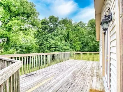 Exterior - 2211 Reeder Rd, Blanchester, OH 45107 photo 8 of 10