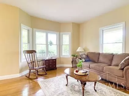 Living - 2211 Reeder Rd, Blanchester, OH 45107 photo 2 of 4