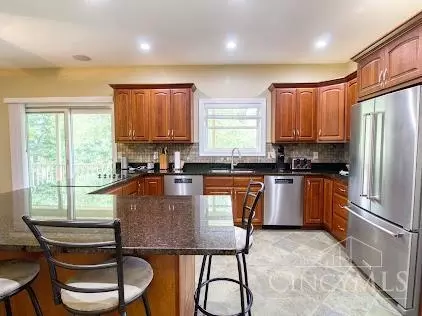 Kitchen - 2211 Reeder Rd, Blanchester, OH 45107 photo 2 of 4