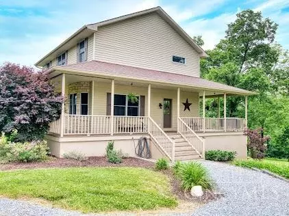 Exterior - 2211 Reeder Rd, Blanchester, OH 45107 photo 4 of 10