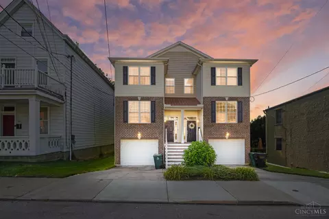3021 Cohoon St, Cincinnati, OH 45208