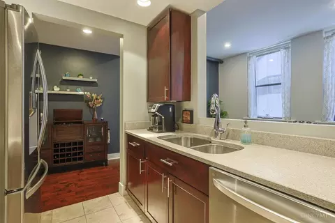 Kitchen - 26 Sixth St, Cincinnati, OH 45202 photo 3 of 3