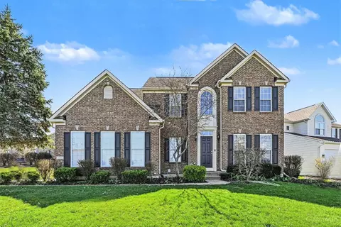 1301 Harvest Run Dr, Lebanon, OH 45036