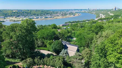 20 Grandin Ln, Cincinnati, OH 45208