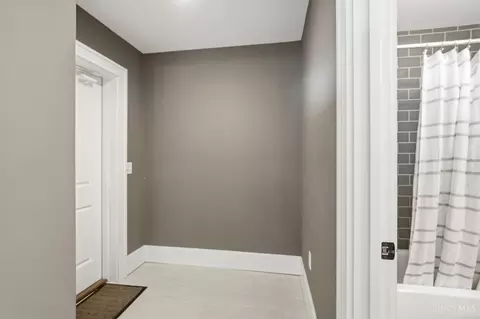 Entry Way - 4193 Muchmore Rd, Cincinnati, OH 45227 photo 2 of 4