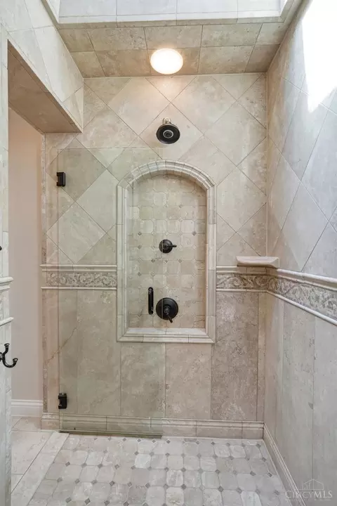 Bath - 4193 Muchmore Rd, Cincinnati, OH 45227 photo 5 of 8