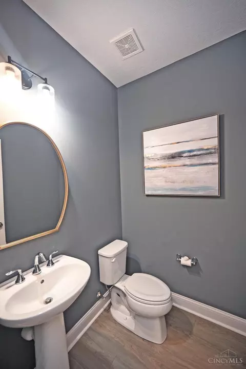 Bath - 4126 Magnolia Trce, Cincinnati, OH 45245 photo 1 of 6