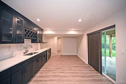 Kitchen - 4126 Magnolia Trce, Cincinnati, OH 45245 photo 5 of 5
