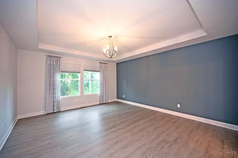 Bedroom - 4126 Magnolia Trce, Cincinnati, OH 45245 photo 1 of 10