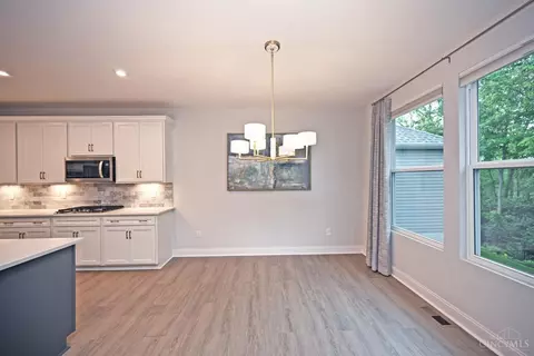Dining - 4126 Magnolia Trce, Cincinnati, OH 45245 photo 1 of 1