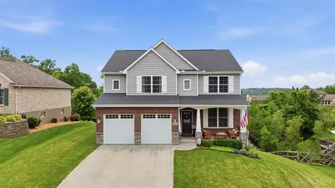 10705 Carolina Pines Dr, Harrison, OH 45030