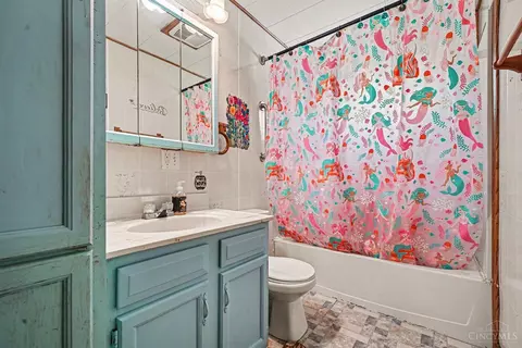 Bath - 404 State St, Georgetown, OH 45121 photo 1 of 1