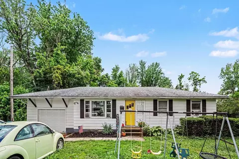 Exterior - 404 State St, Georgetown, OH 45121 photo 2 of 6
