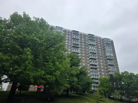 2444 Madison Rd, Cincinnati, OH 45208