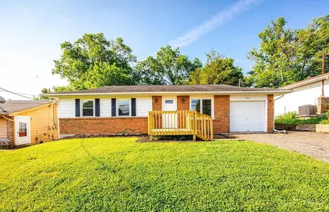 2713 John Gray Rd, Cincinnati, OH 45231
